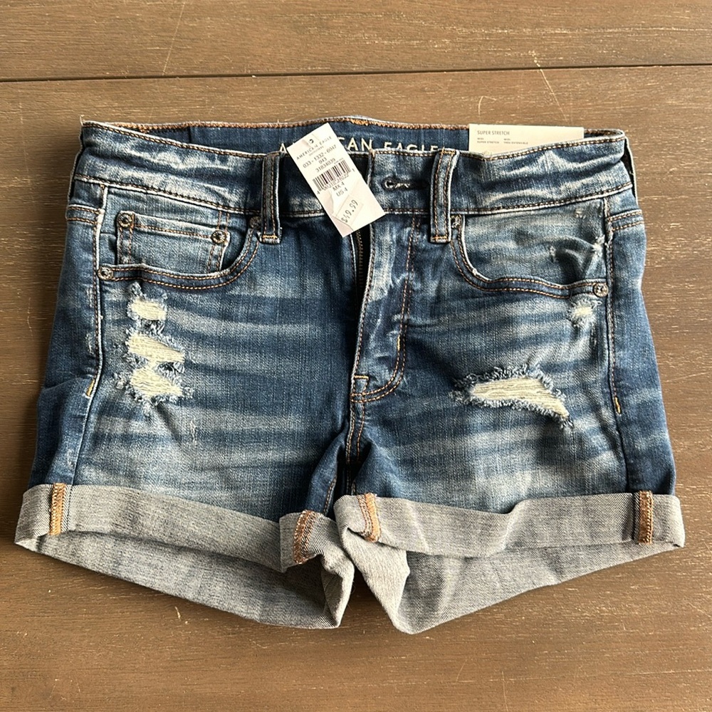 Women’s American Eagle NWT Jean Shorts